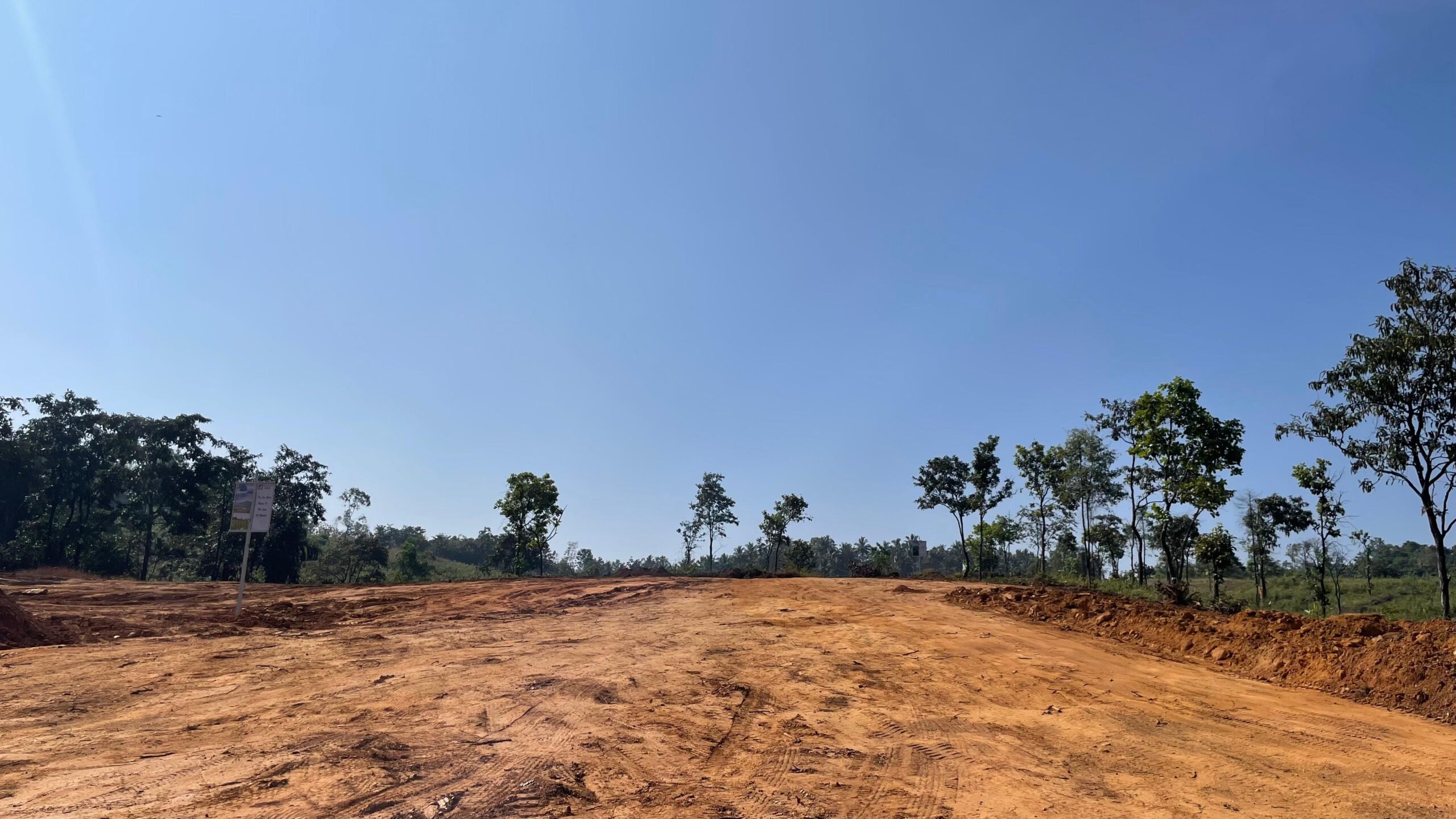 FARMHOUSE LAND IN MAHARASHTRA
